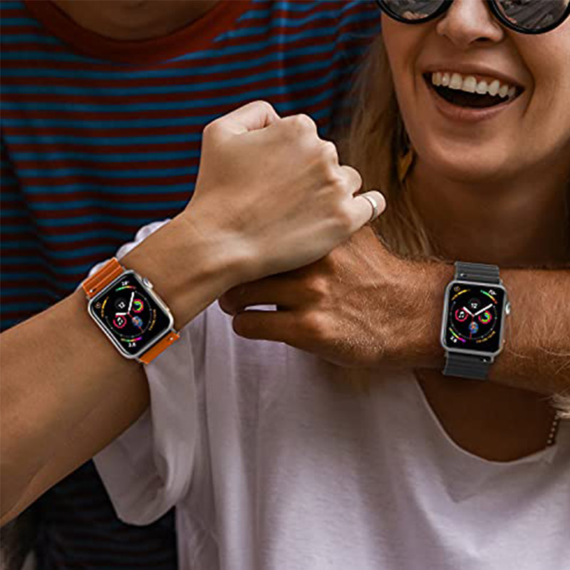 Silikonska narukvica za Apple Watch sa magnetom crno narandzasta 38/ 40/ 41 mm — image 4